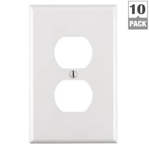 1-Gang White Duplex Outlet/Receptacle Nylon Midway/Midsize Wall Plate (10-Pack) 00PJ8-0WM