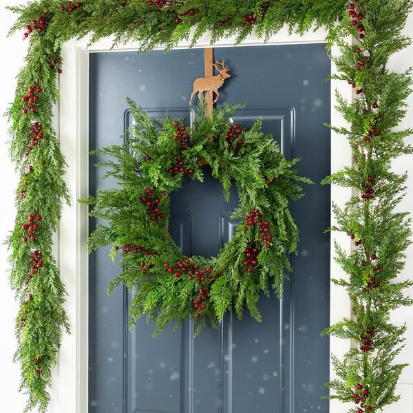 Glitzhome 24 in. D Greenery PE Dripping Cedar Unlit Artificial