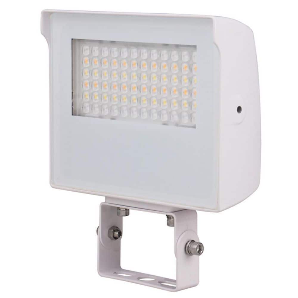 HALCO LIGHTING TECHNOLOGIES Sektor Flood Light LED 15W 1950 Lumen Beam ...