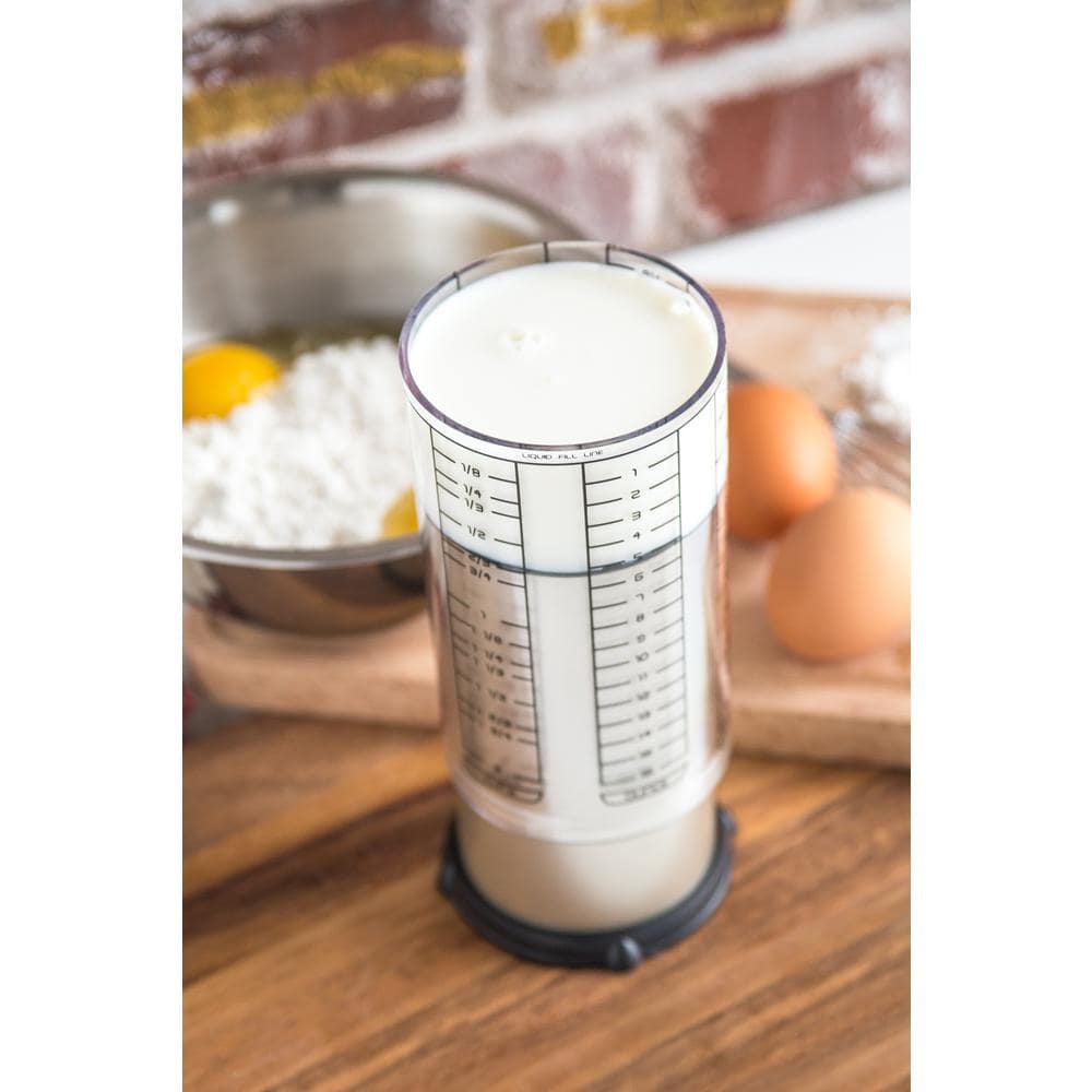 Adjustable 2-Cup Satin Finish Plastic Measuring Cup