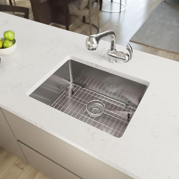 Brand New 1.5 Bowl Stainless Steel Kitchen Sink & Complete With Waste Kit Z-1203 