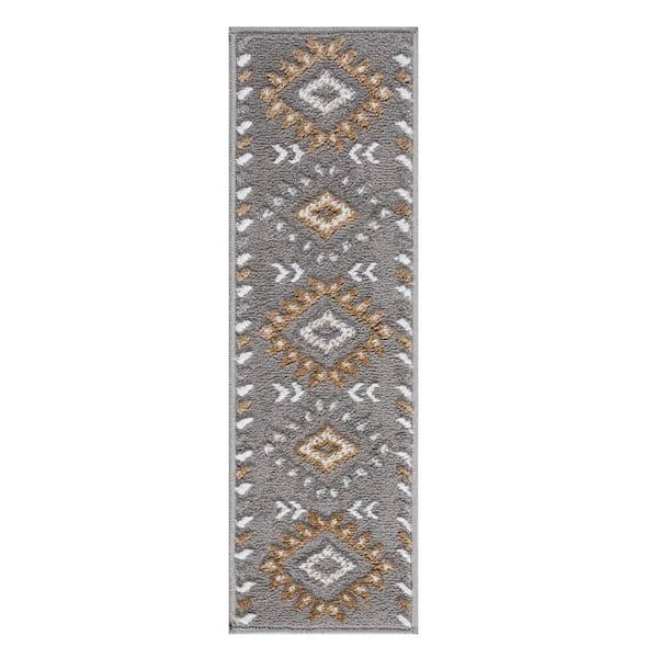 SUSSEXHOME Traditional Collection Beige 9 in. x 28 in. Polypropylene Stair Tread Cover (Set of 13)