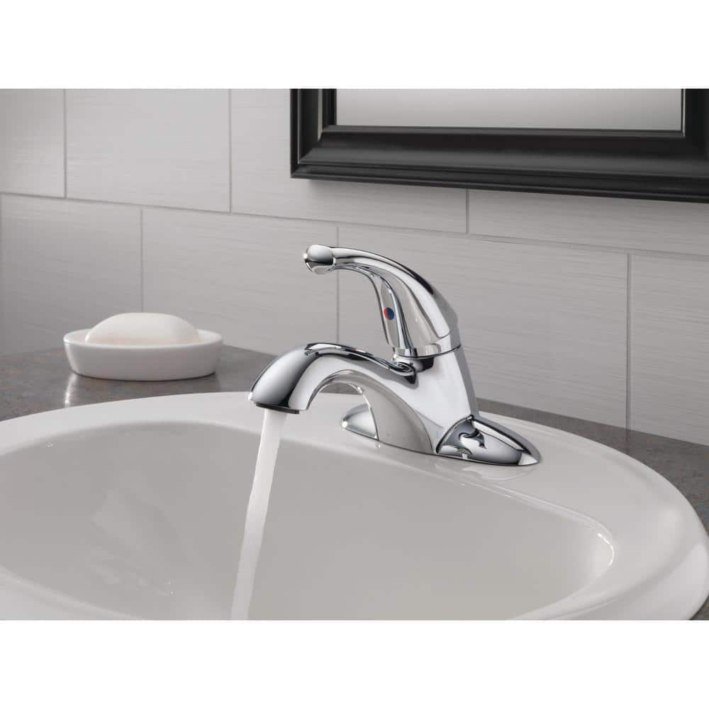 Chrome Single Handle Centerset Bathroom Faucet with Drain Assembly