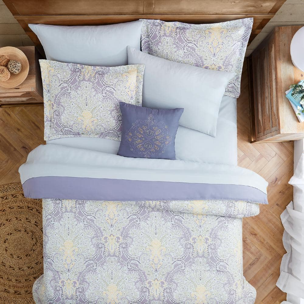 King White Microfiber Reversible Bedding Set with Decorative Pillows