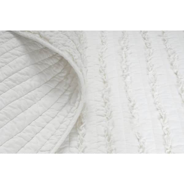 Ruffled White Quilt Set