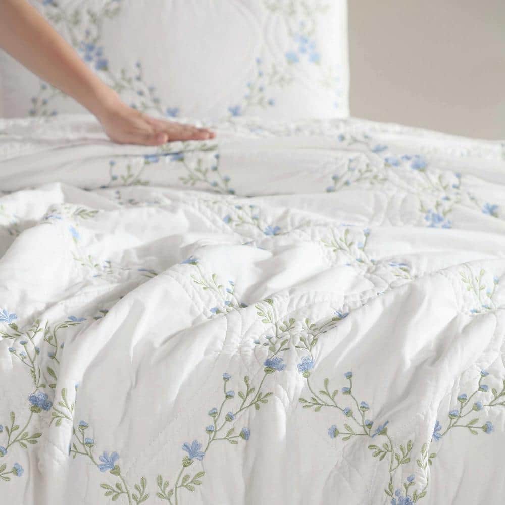 Blue Floral Embroidered Cotton Twin Quilt Set