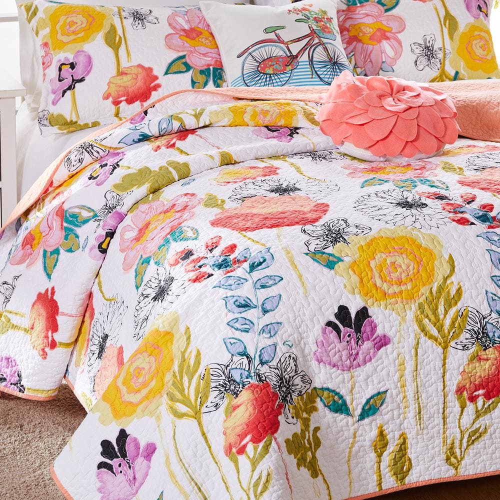 King White Cotton Reversible Floral Quilt Set