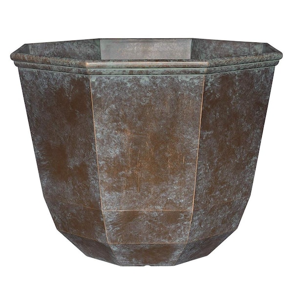 CHG CLASSIC HOME & GARDEN 15 in. Weathered Copper Shaina Resin Planter
