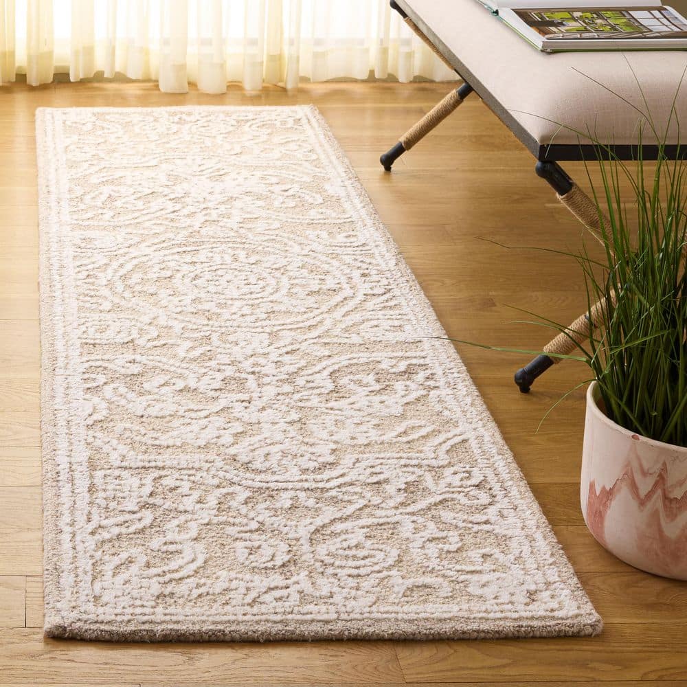Metro 2 ft. x 8 ft. Beige/Ivory Traditional Distressed Damask Runner Rug price history on PriceWatchPro