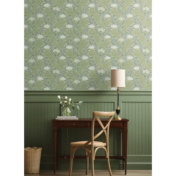 RIFLE PAPER CO. Highgrove Sage Green Metallic Non-Pasted Wallpaper