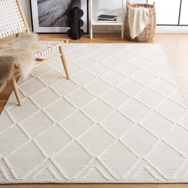 Natura Ivory 8 ft. x 10 ft. Diamond Area Rug