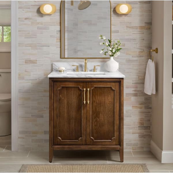 Simsbury 31 in. Single Sink Cinnamon Oak Bath Vanity with Calacatta White Engineered Stone Top (Assembled)