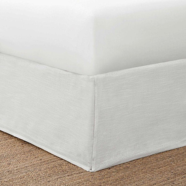 Island Estate White Polyester King 15 in. Drop Tailored Bed Skirt