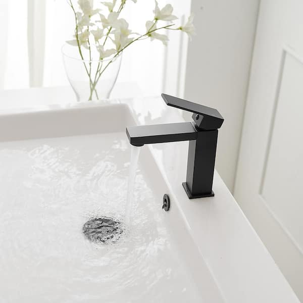 BWE Single Hole Single-Handle Bathroom Faucet in Matte Black A