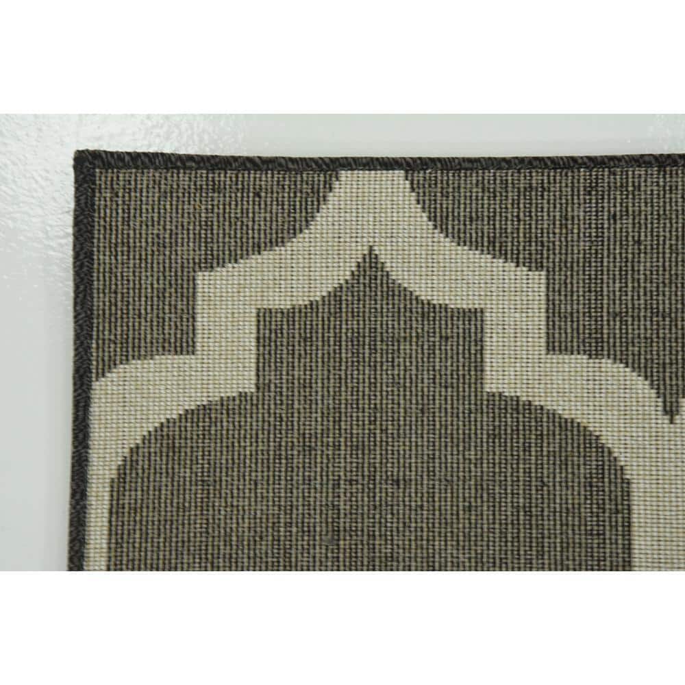 Black Synthetic Trellis 6' x 9' Reversible Washable Rug