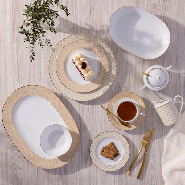 Noritake Trocadero Gold 8.25 in. (Gold) Porcelain Salad Plates