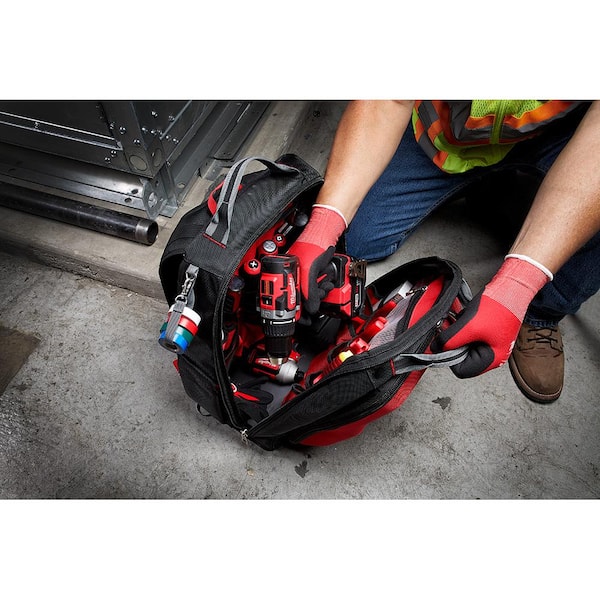 Milwaukee - 15 in. PACKOUT Tool Backpack