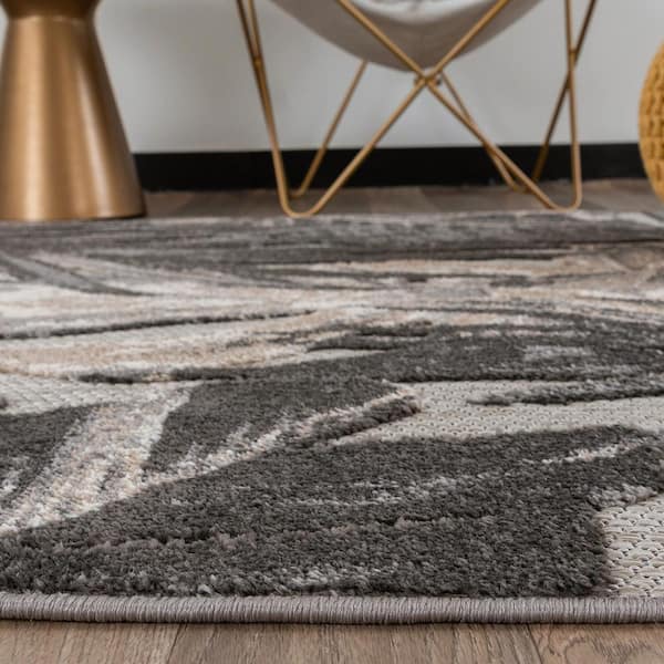 Gray 2 ft. x 7 ft. Floral Leaves Indoor/Outdoor Runner Rug