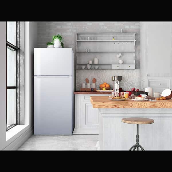 シロ Summit Appliance 18.0 cu. ft. Top Freezer Refrigerator in White