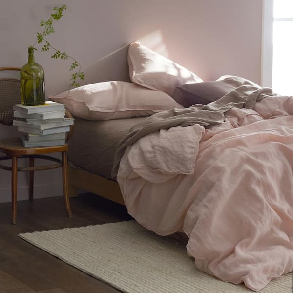 Legends Hotel Rose Washed Linen Queen Fitted Sheet
