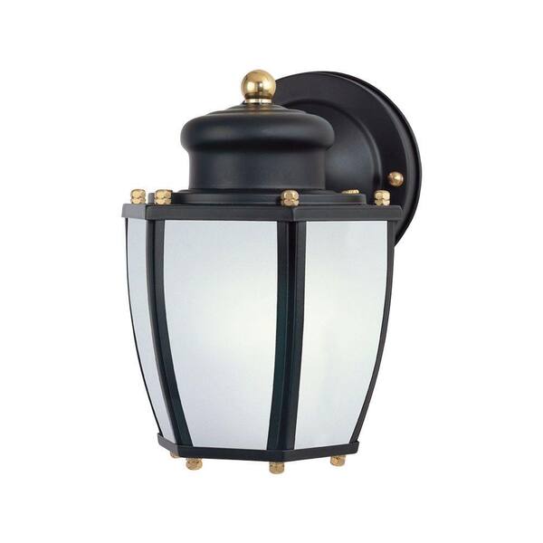 Westinghouse 1-Light Matte Black Steel Outdoor Wall Lantern with Dusk to Dawn Sensor and Frosted Curved Glass Panels