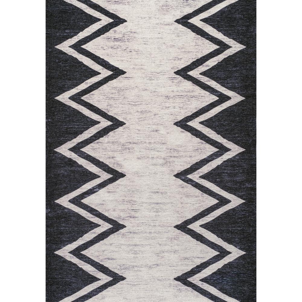 Ivory Chevron Handcrafted 4' x 6' Easy-Care Synthetic Area Rug