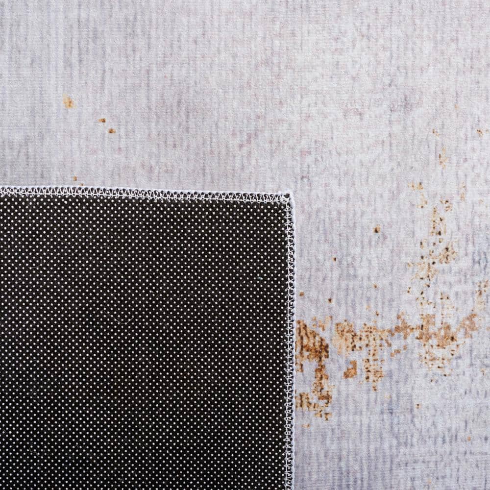 Tacoma 4' x 6' Gray and Gold Synthetic Area Rug