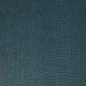 Crocodile Blue Vinyl Strippable Roll (Covers 56 sq. ft.)