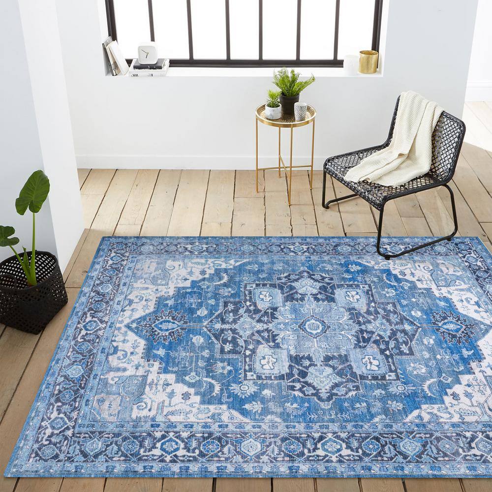 Blue and Navy Medallion Washable Synthetic 4' x 6' Area Rug