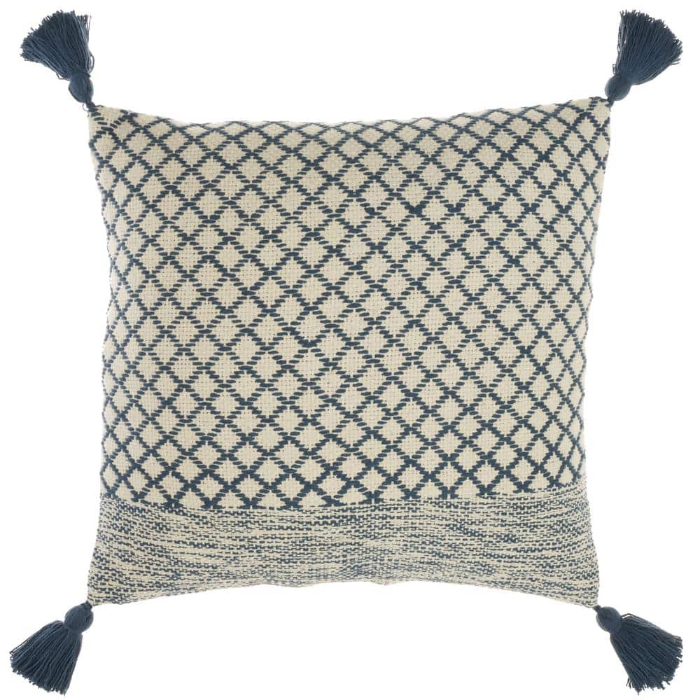 Mina Victory Life Styles Cotton Knitted 18x18 Indoor Throw Pillows Set of 2 Navy