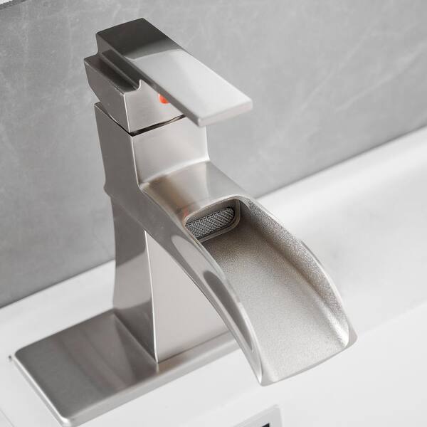 Flynama Advanced Single-Handle Single-Hole Bathroom Faucet with