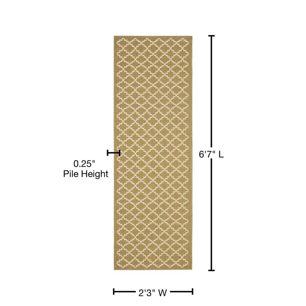 Green and Beige Polypropylene Indoor/Outdoor Rug, 2'-3" x 6'-7"