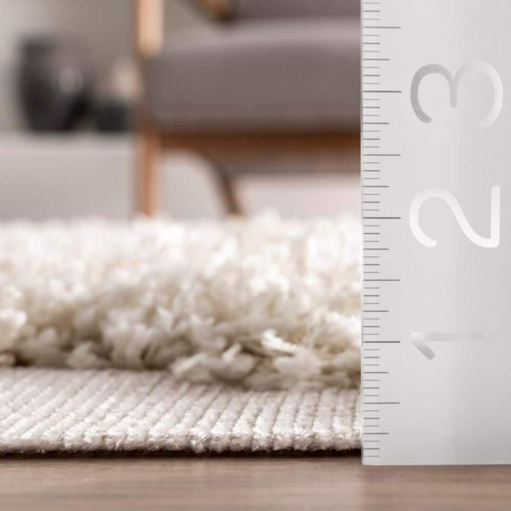 Pristina Ivory Trellis Handmade Shag Rug 5' x 8'