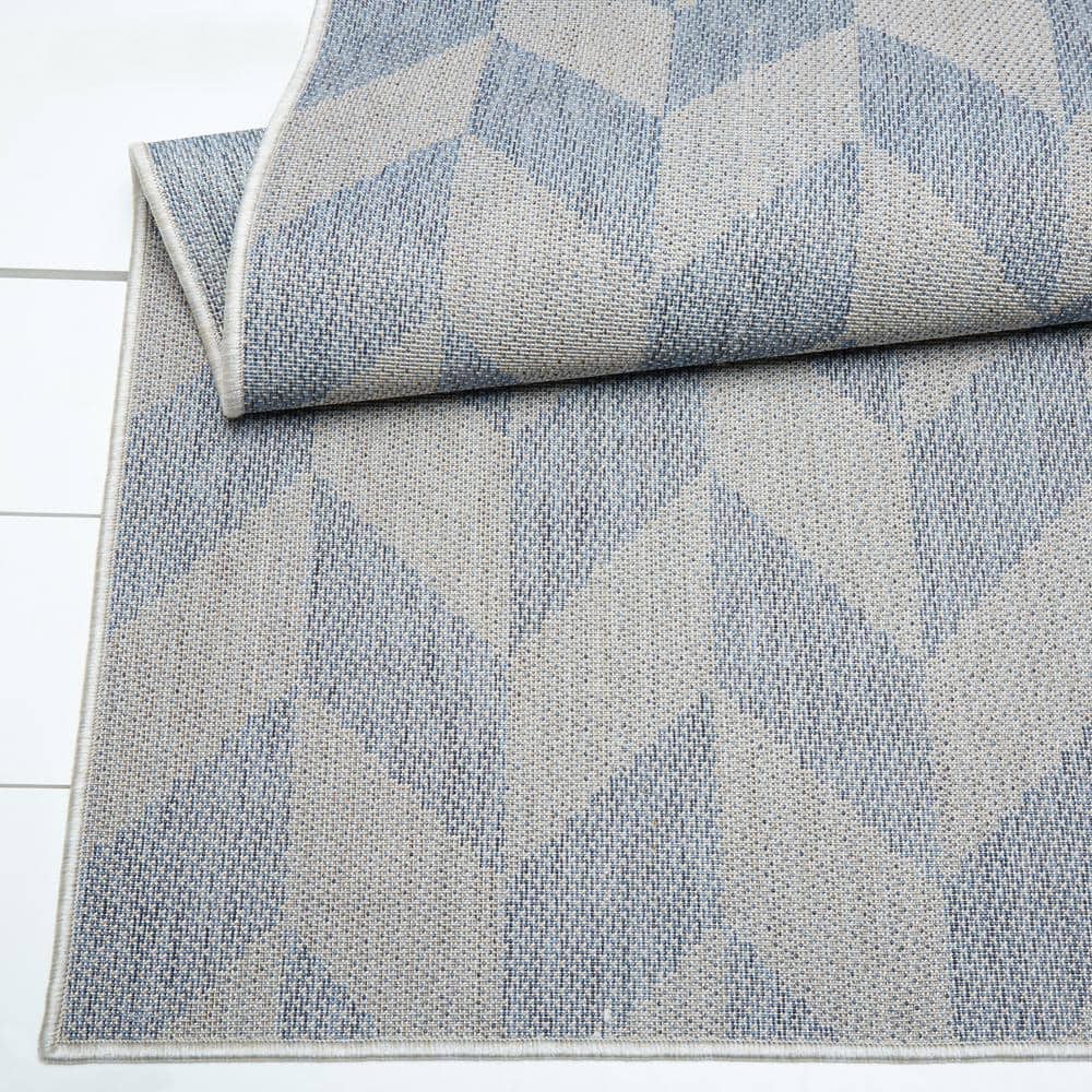 Blue and Grey Herringbone Indoor/Outdoor Rectangular Rug 6' x 9'