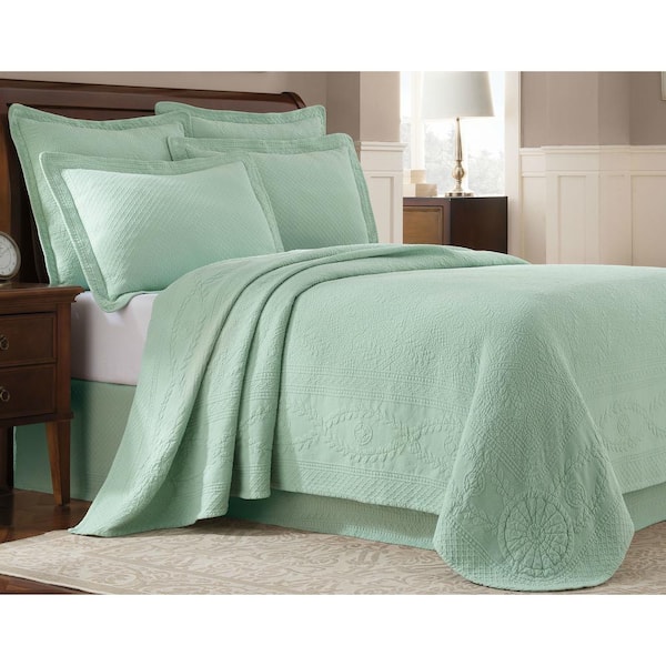 Royal Heritage Home Williamsburg Abby Sage Solid Queen Coverlet