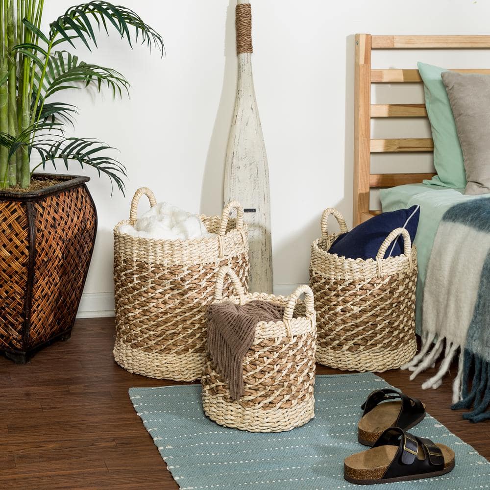 Coastal Charm Assorted Size Nesting Wicker Basket Trio