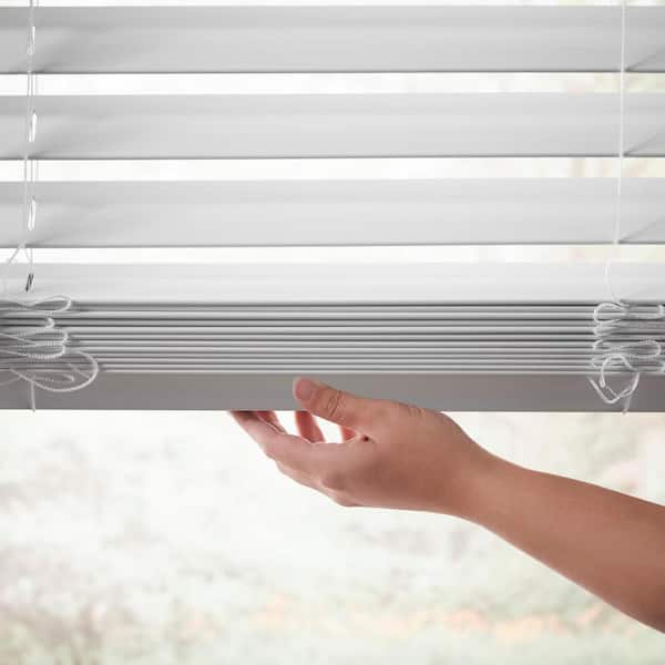 GMA Group 2 Inch Faux Wood Hidden Valance Clips for Window Blinds - Clear  Plastic Valance Clips with Back Channel - Pack of 6 