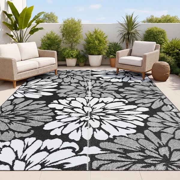 Bloom Modern Floral Foldable Waterproof Reversible Plastic Straw Gray/White 9 ft. x 12 ft. Outdoor Rug