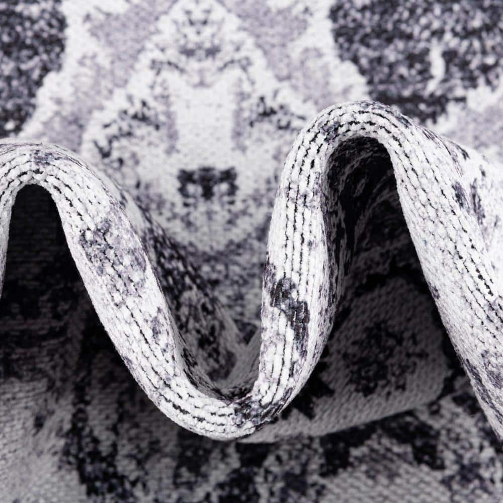 Light Gray Medallion Square Easy-Care Synthetic Rug