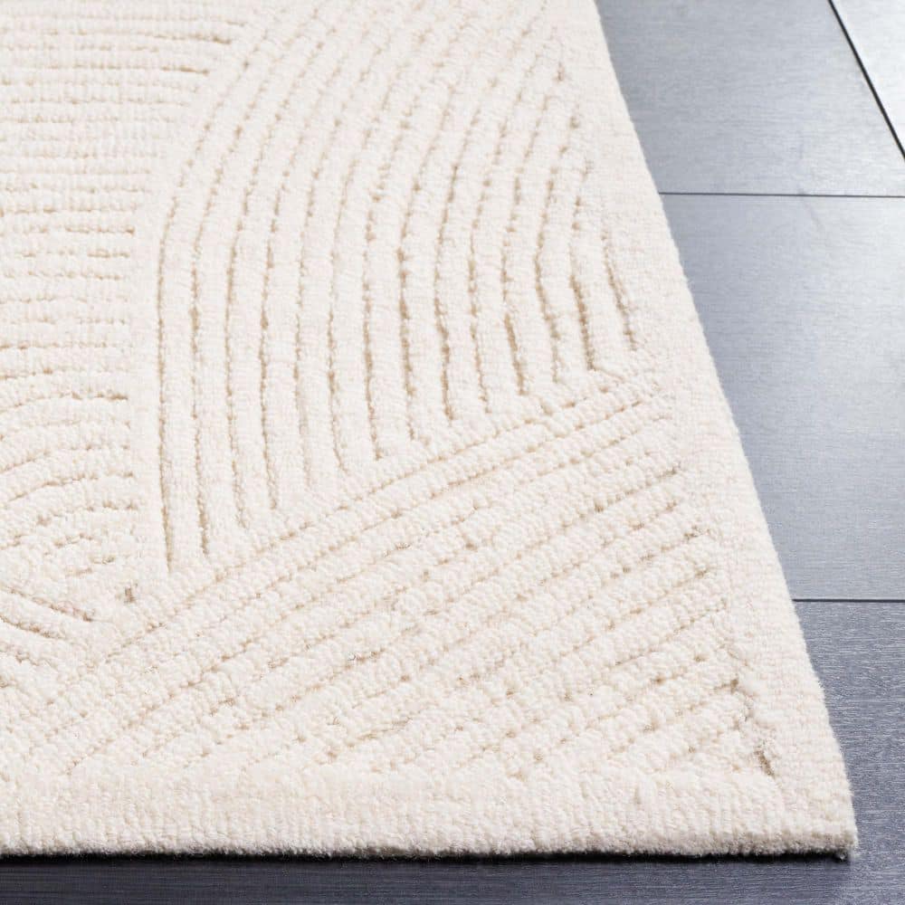 Ivory Geometric Hand-Tufted Wool 5' x 8' Rug