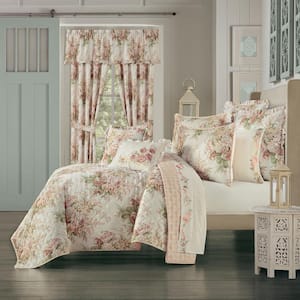 Estelle 3-Piece Coral Polyester King/Cal King Quilt Set