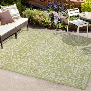 Malta Bohemian Medallion Textured Weave Green/Cream 9 ft. x 12 ft. Indoor/Outdoor Area Rug