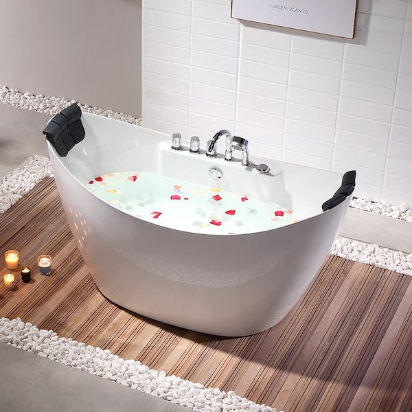 Can Freestanding Bathtubs Have Jets?