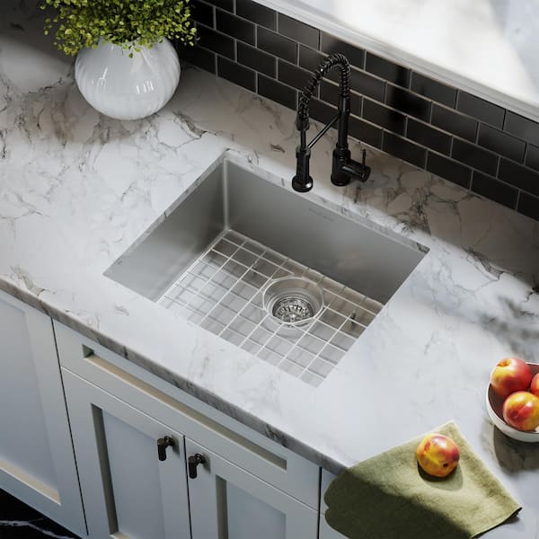 Swiss Madison Tourner 21 in. x 18 in. Stainless Steel, Single Basin, Undermount Kitchen Sink
