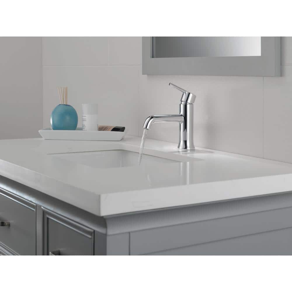 Sleek Modern Chrome Single-Handle Deck Mounted Bathroom Faucet