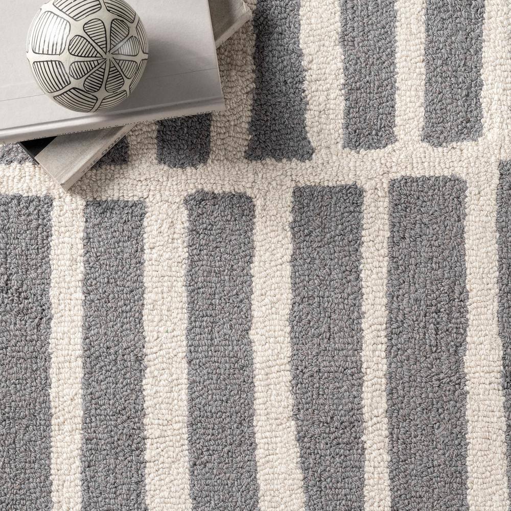 Gray Geometric Hand-Tufted Wool Rectangular Area Rug