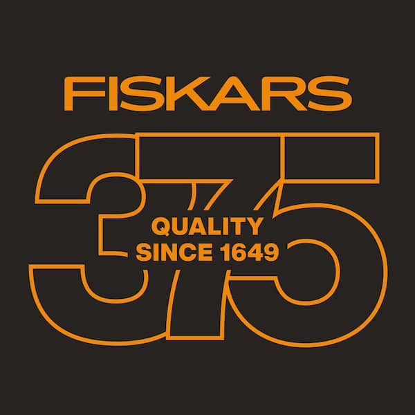 Fiskars - PowerGear2 3/4 in. Cut Capacity Titanium Coated Blade with SoftGrip Handle Bypass Hand Pruning Shears
