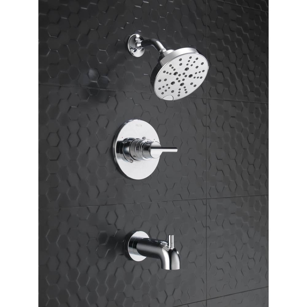 Chrome Wall Mounted Tub and Shower Faucet Set