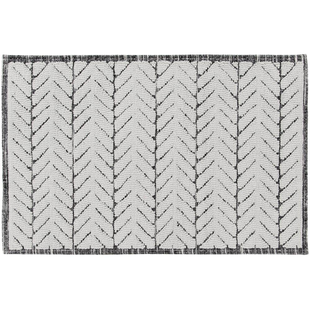 20 in. x 32 in. Gray and Black Geometric Polyester Machine Washable Bathmat