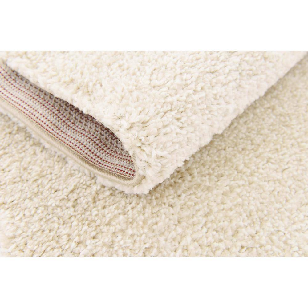 Ivory Rectangular Shag Synthetic Indoor Area Rug 3' 3" x 5' 3"